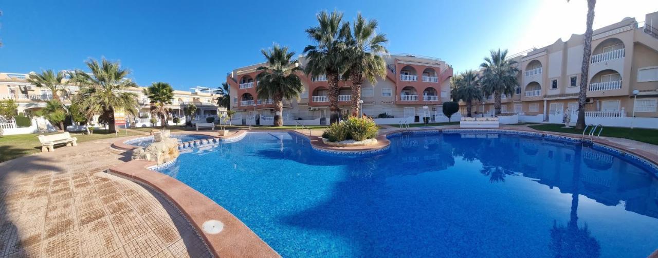 Lovely 2 Bed, 2 Bath Apt With 2 Large Pools Apartment Los Alcazares Bagian luar foto